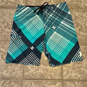Hurley Phantom Men's Boardshorts Surf Shorts 33 x 10" Inseam Blue White